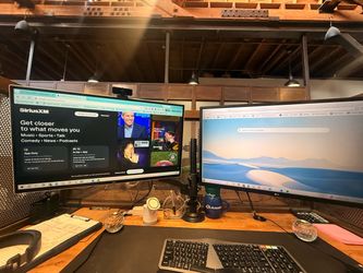 LG Dual 32” Monitor Bundle – QHD + FHD – $100