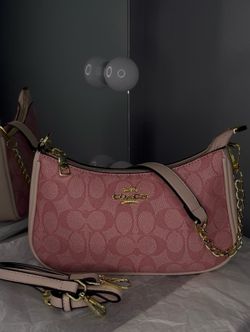 Pink shoulder bag