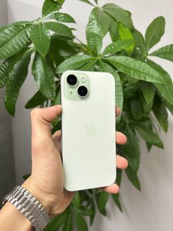 iPhone 15 - WiFi Only - 128GB