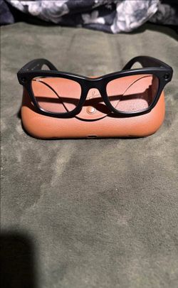 Ray-Ban Meta Smart Glasses