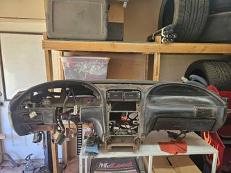 99-04 Mustang dash.