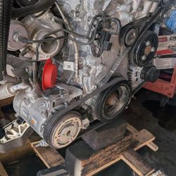 Mustang Eco Boost Engine 