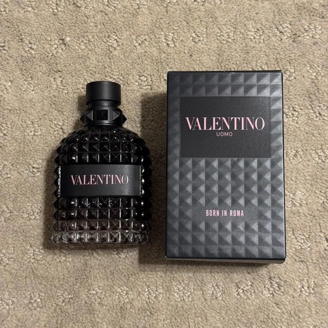 Valentino Uomo Born in Roma Eau de Toilette Cologne