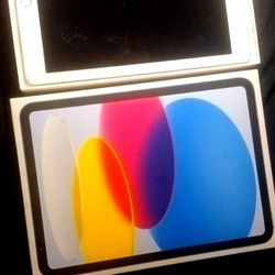 I Pad 10th Generation 64gb