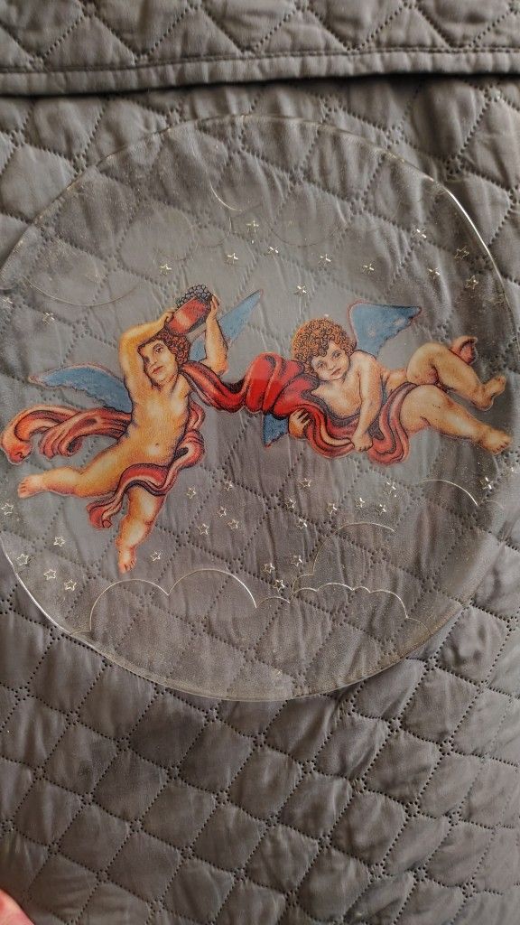 Vintage Slightly Frosted Glass Plate Wirh Cupids/ Cherubs