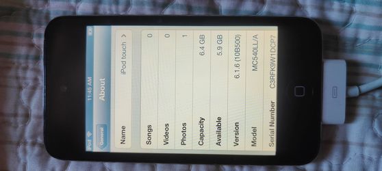 8gb iPod touch.
