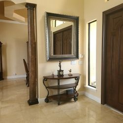 Console Table And Big Mirror 