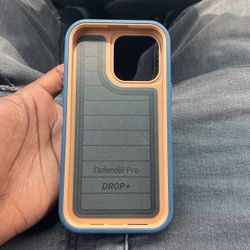 iPhone 14 Outterbox Case