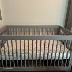 Baby crib 