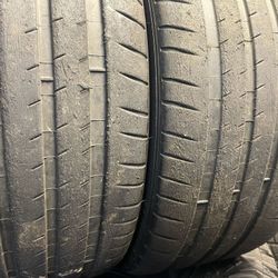 2 Used Tires 245-35-19 Michelin Pilot Sport Cup 2 With 70% Of Life