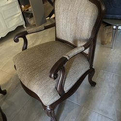 Thomasville Chair & Ottoman 