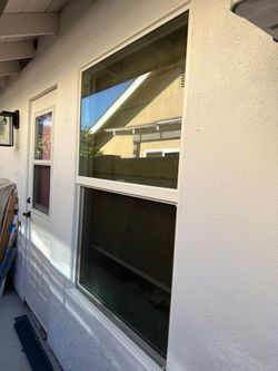 Brand New Outdoor Double Pane Insulated Glass Window 40x60”- $100