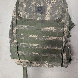 Military Camo Back Pack With 2 Double sided Inserts