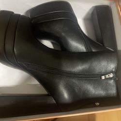 Women Platform Short Boots 