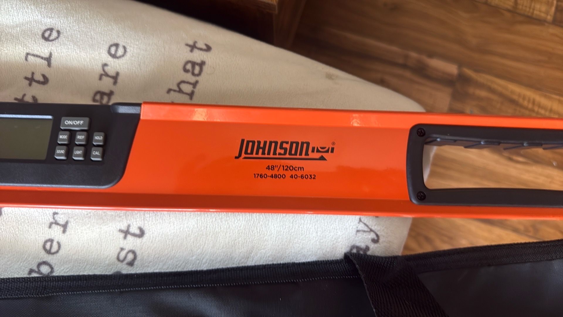 Johnson, Smart Level