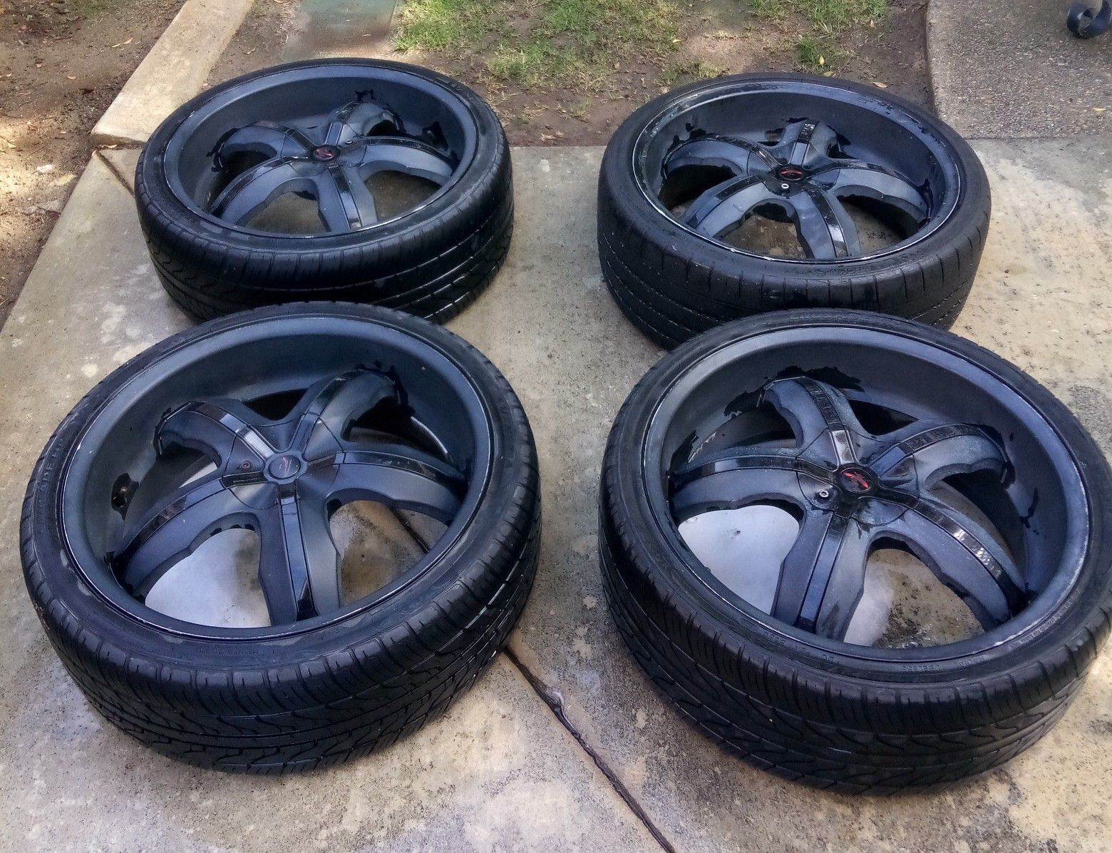 20" Black Universal Rims