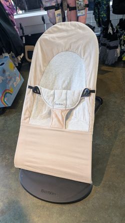 Baby Bjorn Baby Bouncer Cream Tan Grey Gray
