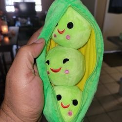 Sweet Pea Plushie 