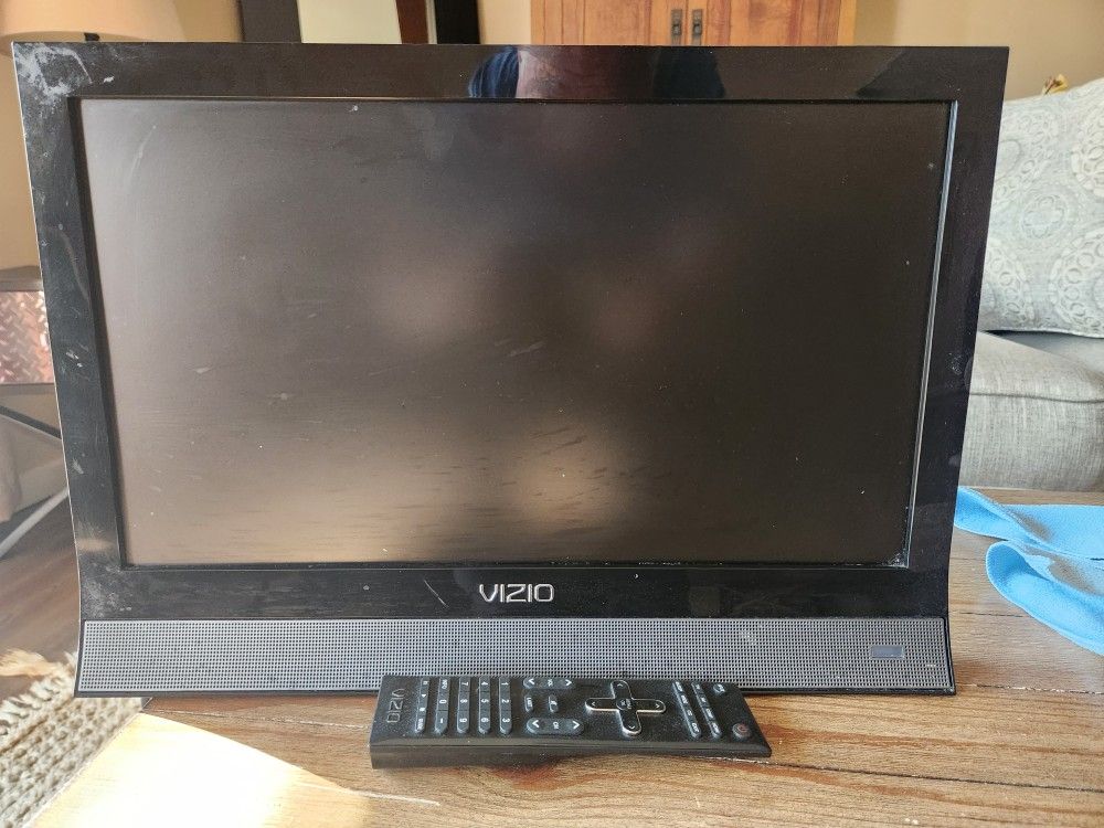 22" TVs VISIO And RCA