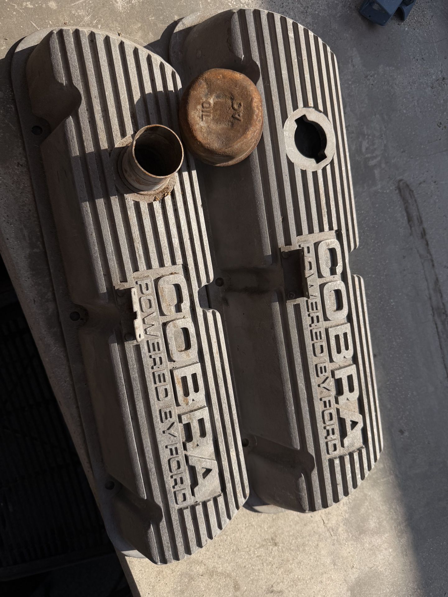 Cobra Mustang Valve Covers