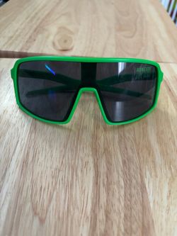 Jey USO main event sunglasses