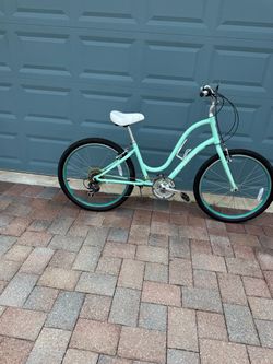 Electra townie 21 speed 26 inch wheel