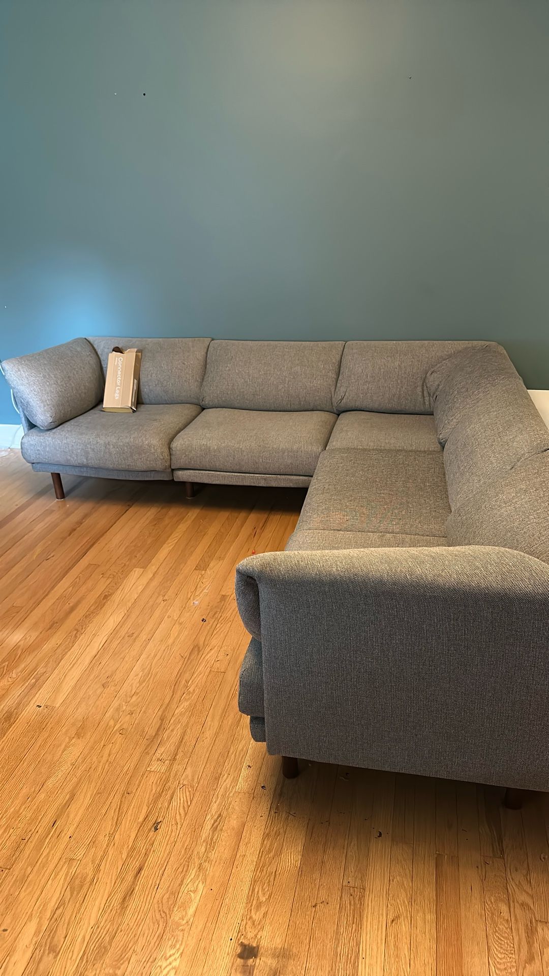 Free burrow Sofa