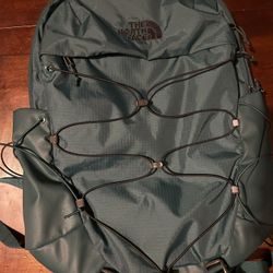 North face (Borealis Backpack)