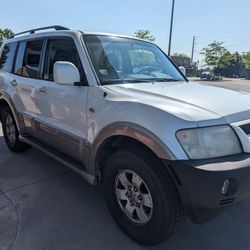 2003 Mitsubishi MONTERO