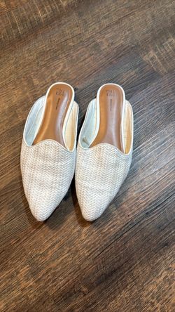 Time and Tru Woven Pointed Toe Mules