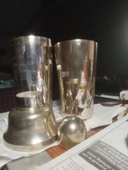 5pc.Napier antique shacker