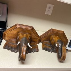 Dos Reposts En Cabeza De Elegance En Madera En Muy Buen Estado