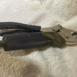 7” Locking Pliers CR-V Steel Curved Jaw with Blue Comfort Grip Handles