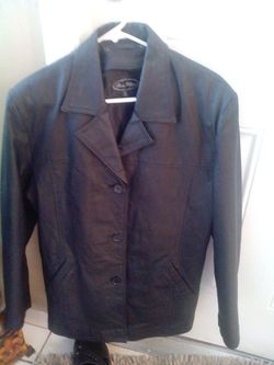 Leather men jacket. Xl