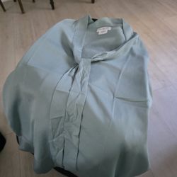 Blouse  Light Green In Excelent Condition  Size S