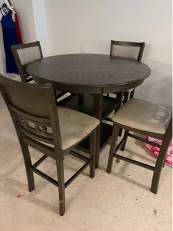 High top table 4 chairs