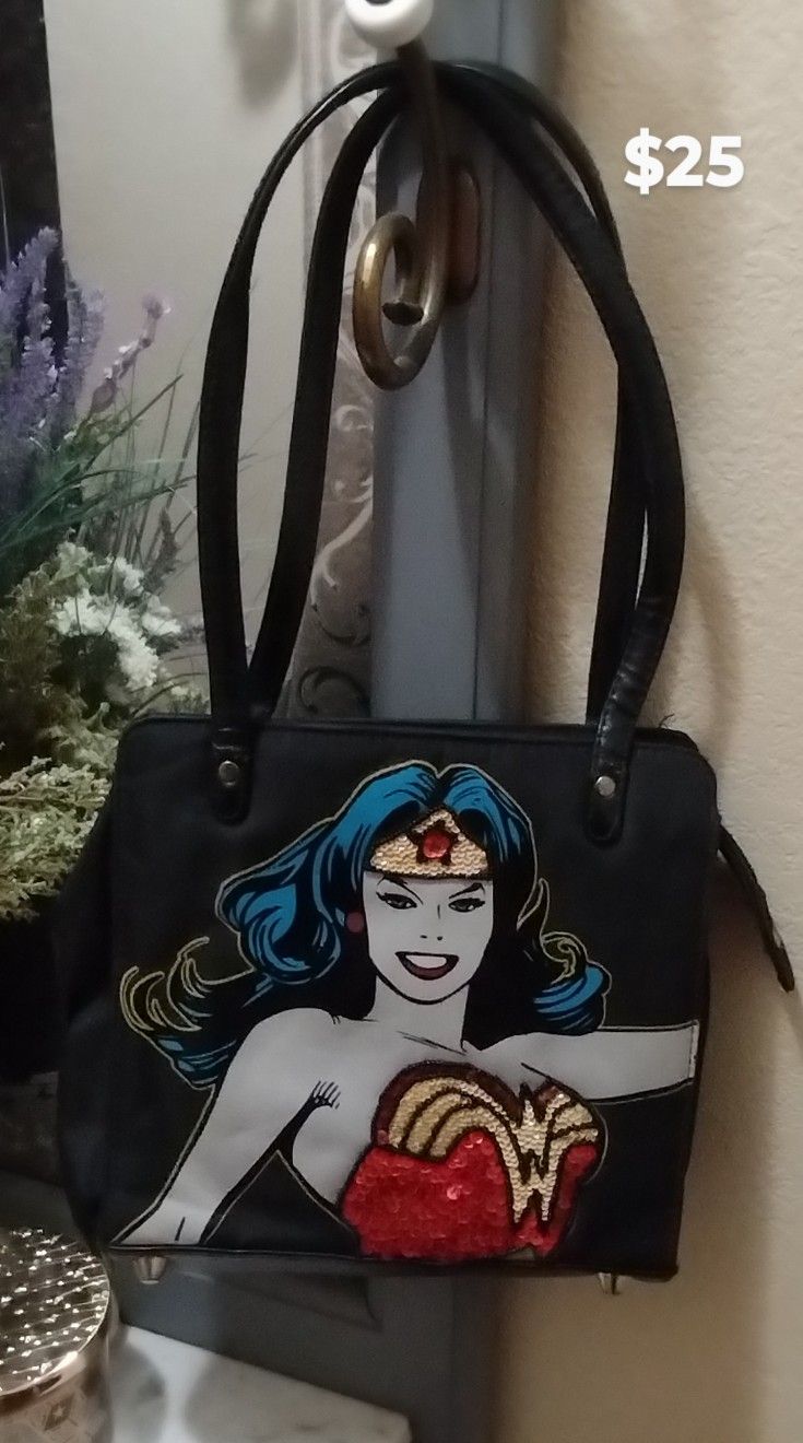 Wonder Woman Purse