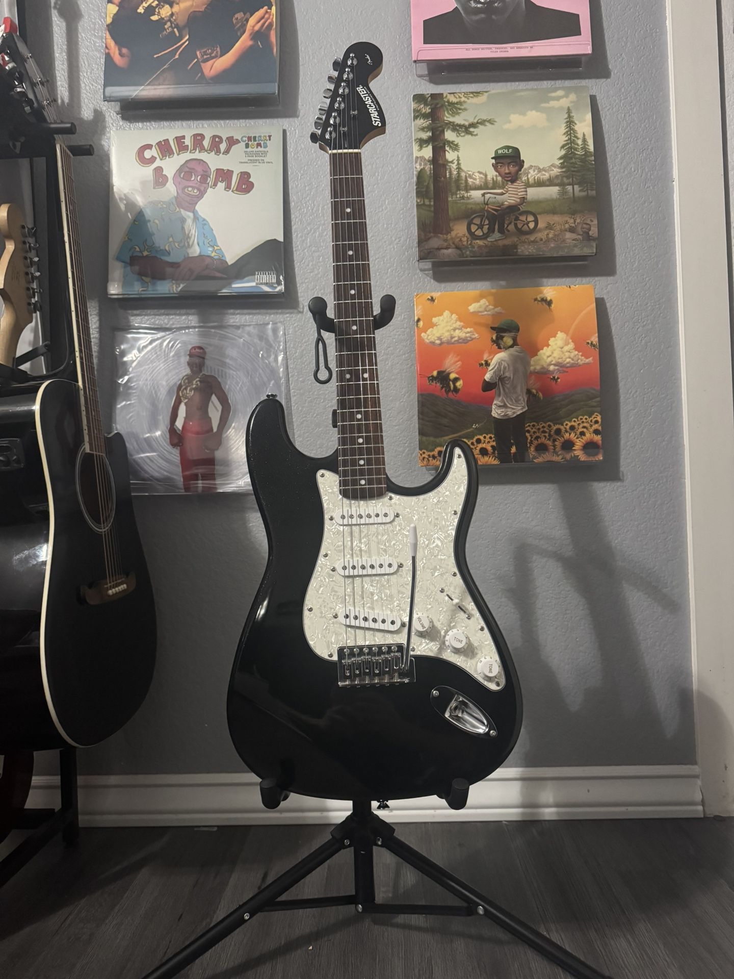 Fender Starcaster Stratocaster Electric Guitar