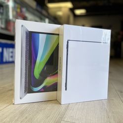 MacBook Pro 13 inch M2 chip & MacBook Air M2 Available