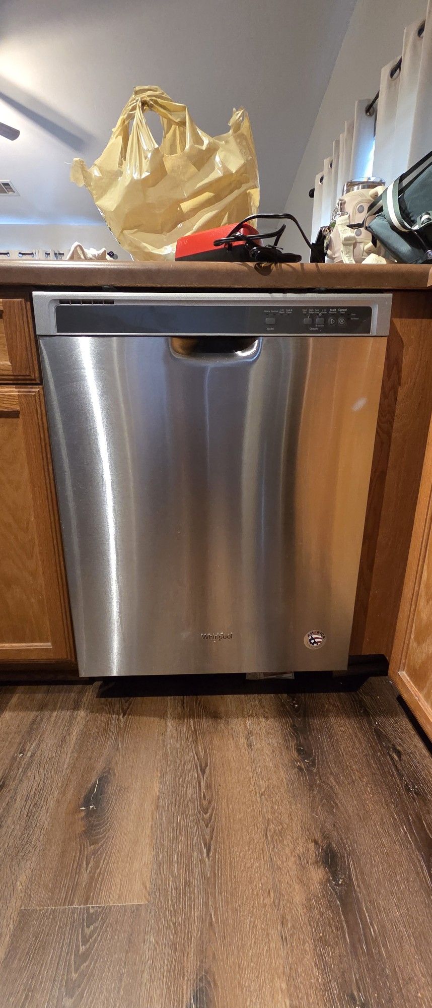 Whirlpool Dishwasher