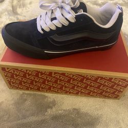 Vans Knu Skool