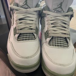 Seafoam Retro Jordan 4