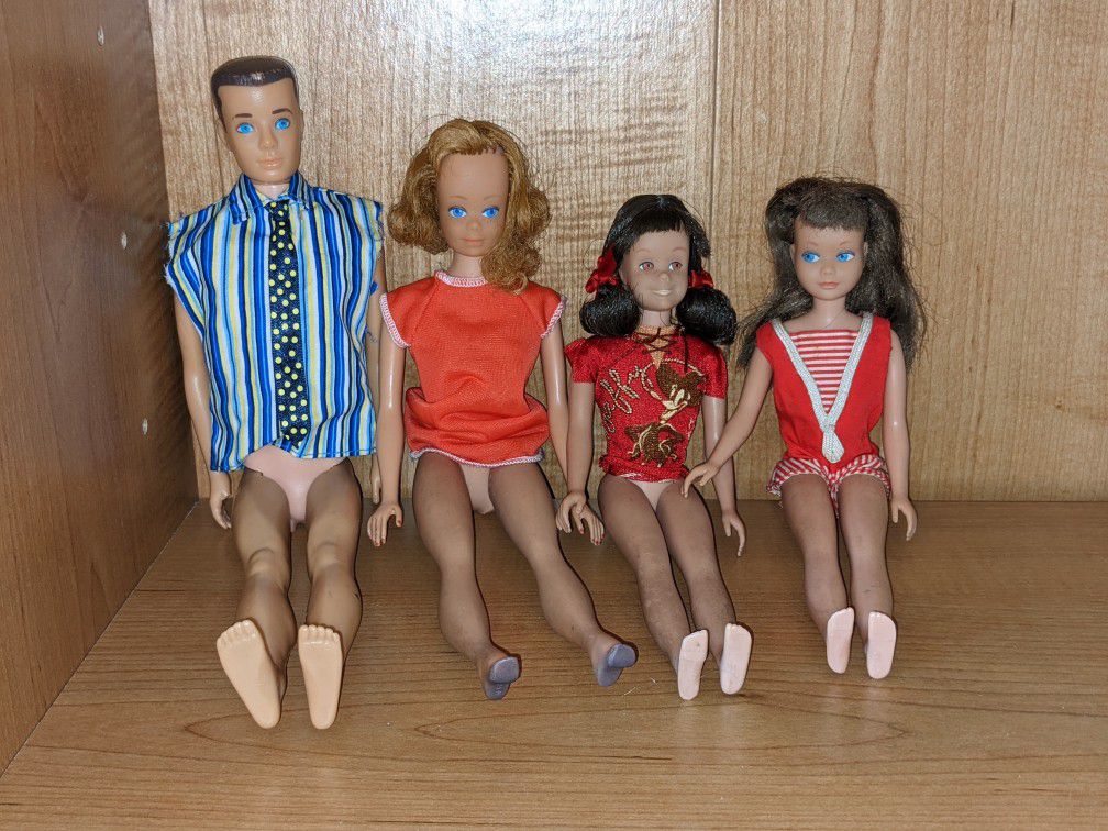 Lot Of Vintage BARBIE FRIENDS & FAMILY ALL 1960'S