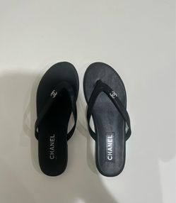 CC Black Leather Chanel Sandals