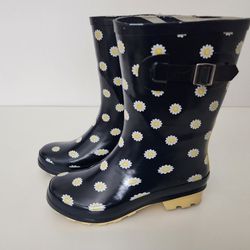 Time and Tru Women's Daisy Mid Calf Rainboot Size 6
