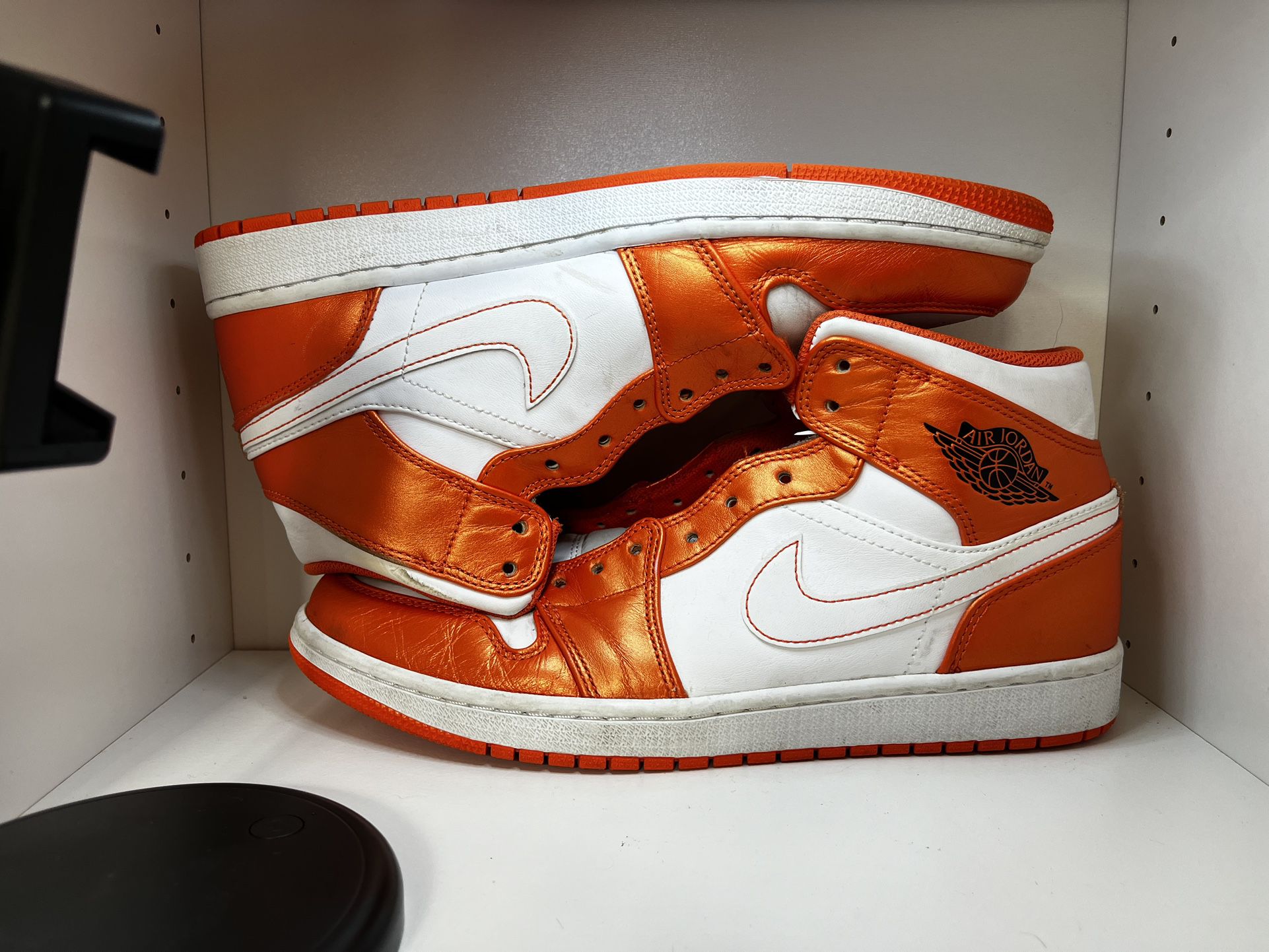 Nike Air Jordan 1 Mid SE " Metallic Orange" (DM3531-800) Men's Size 10
