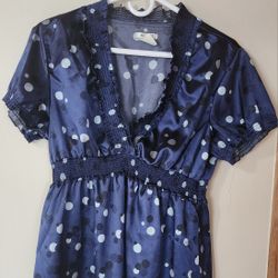 XL Large Womans At Last silky style short sleeve Blouse