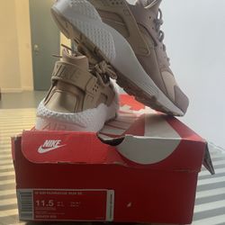 Nike huarache metallic red bronze sale