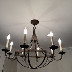 Chandelier 