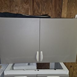 Midmark Heavy Duty But Light Steel Metal Wall Mounted Cabinet